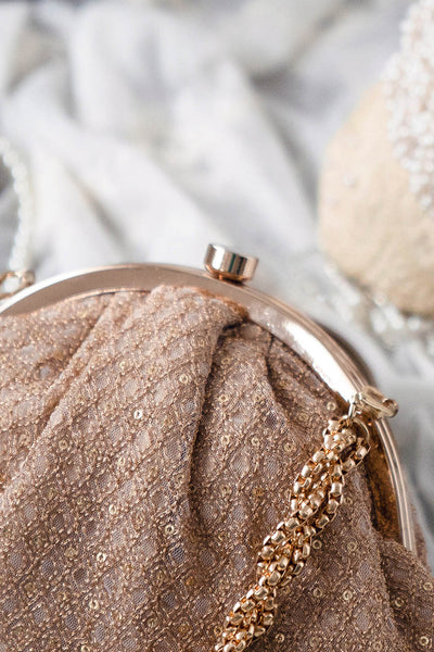 AMYRA Oro vintage purse