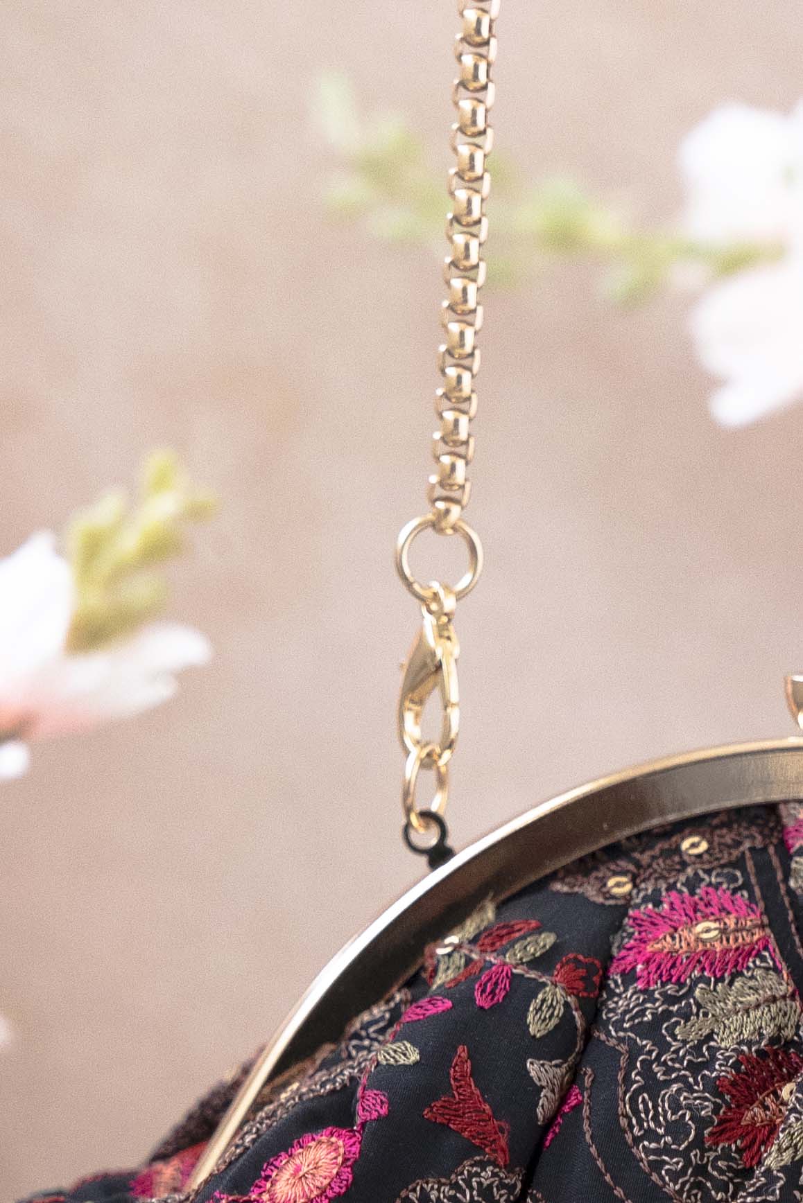 AMYRA Rumi Vintage Purse - Black