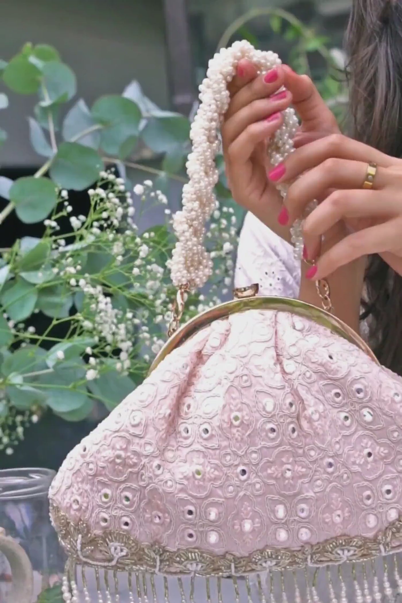 AMYRA Monroe baby pink vintage purse