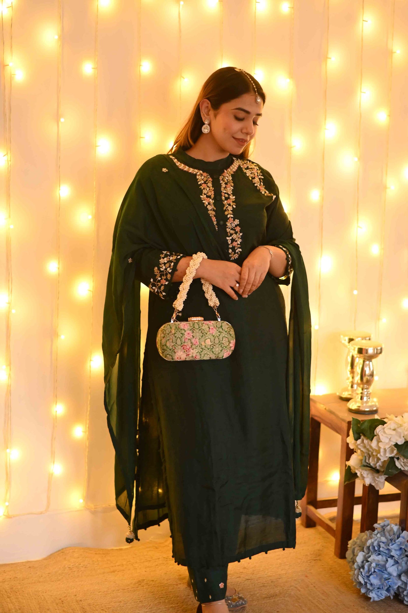 AMYRA Elora green capsule clutch