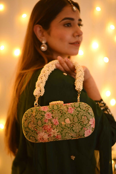 AMYRA Elora green capsule clutch