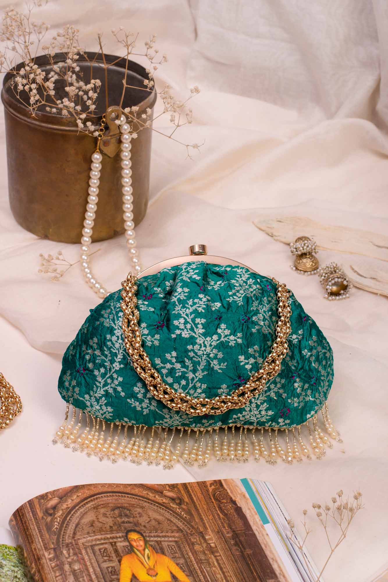 AMYRA Bandhani vintage purse - Green