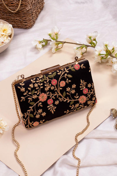 AMYRA Floral creeper box clutch - Black