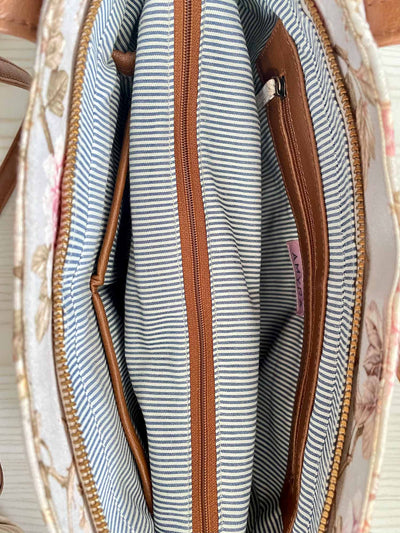 AMYRA Florence Hand Bag