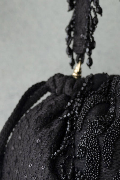 Amyra Kohl bucket bag