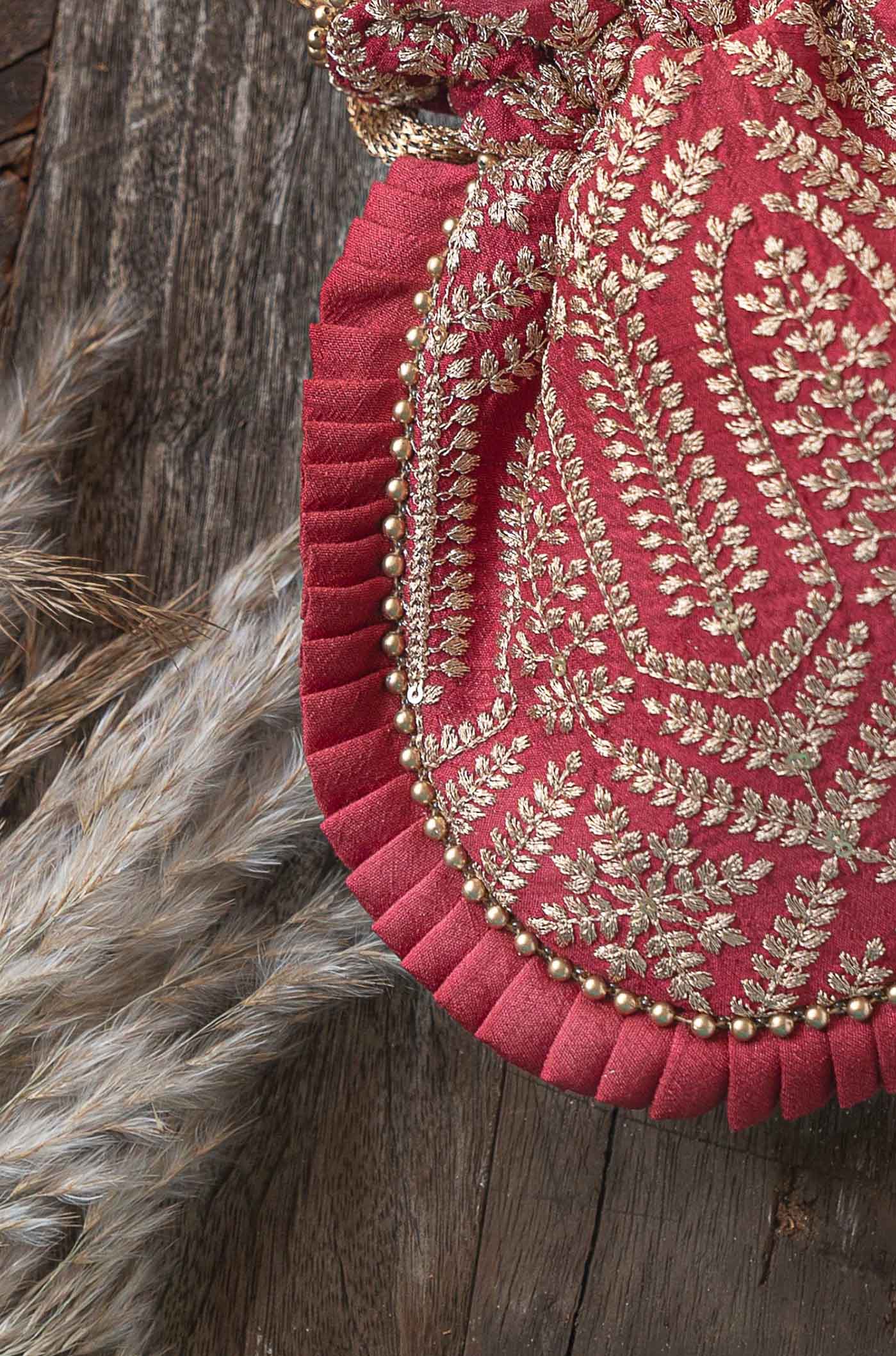 AMYRA Leela Heritage Potli - Maroon