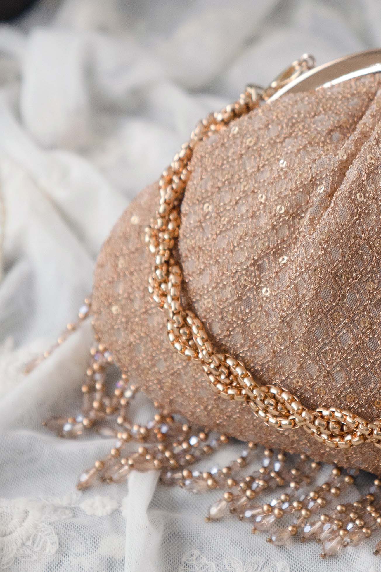 AMYRA Oro vintage purse