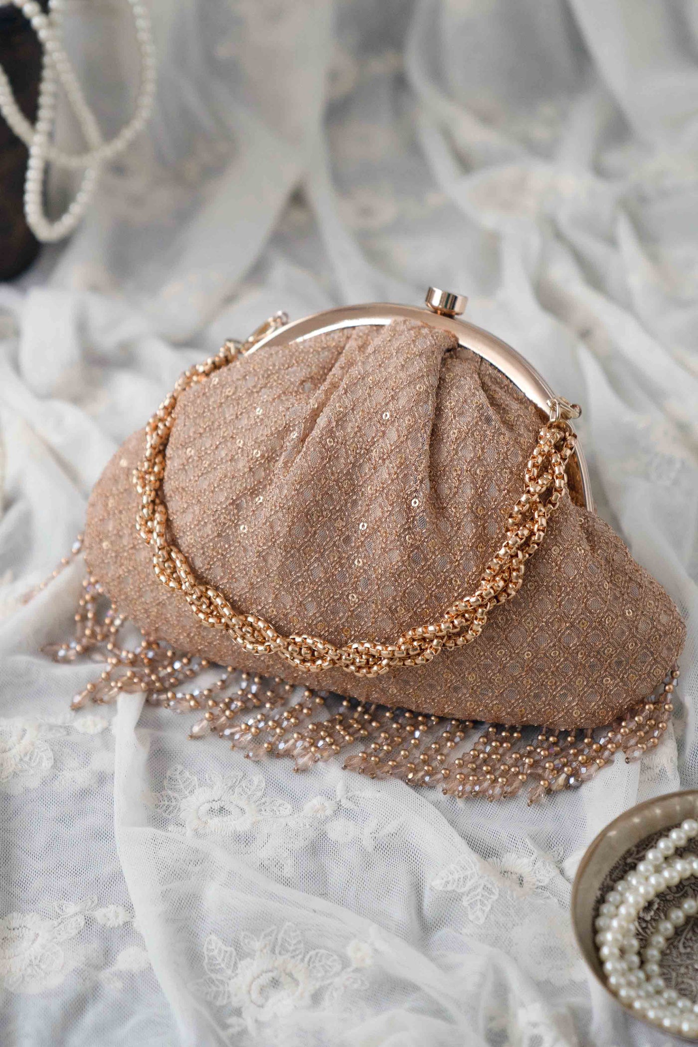 AMYRA Oro vintage purse